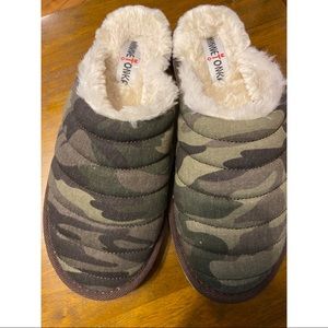 Minnetonka camo slippers!